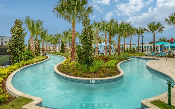 8BR/6BA Villa, 5 Miles to Disney, South Facing Pool/Hot Tub