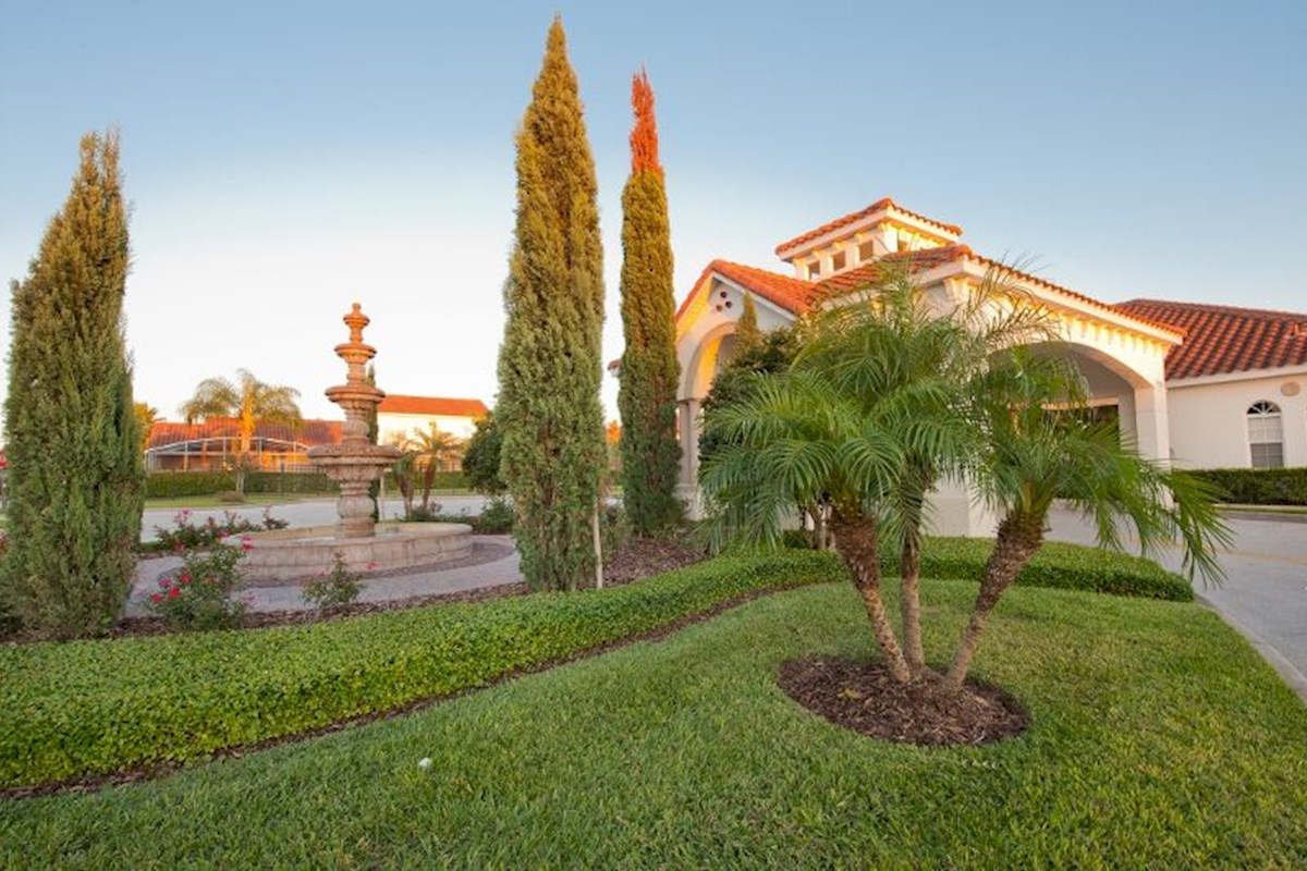 Tuscan Hills Executive, Spacious, Luxury, 5 Bed 4 Bath Villa