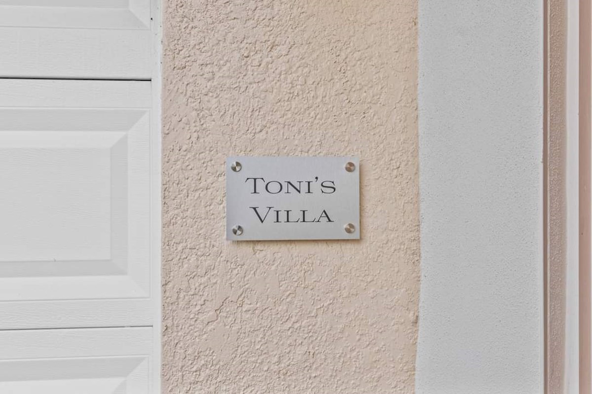 Toni's Villa on Tuscan Hills