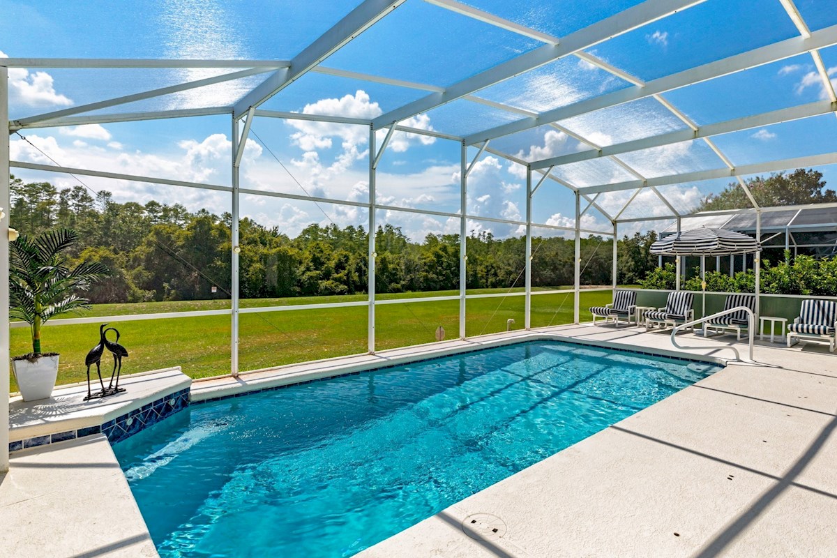 Private Pool Overlooking Conservation Area 