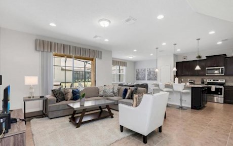 Spacious & Modern 5 Bed 4 Bath Villa | Minutes from Disney