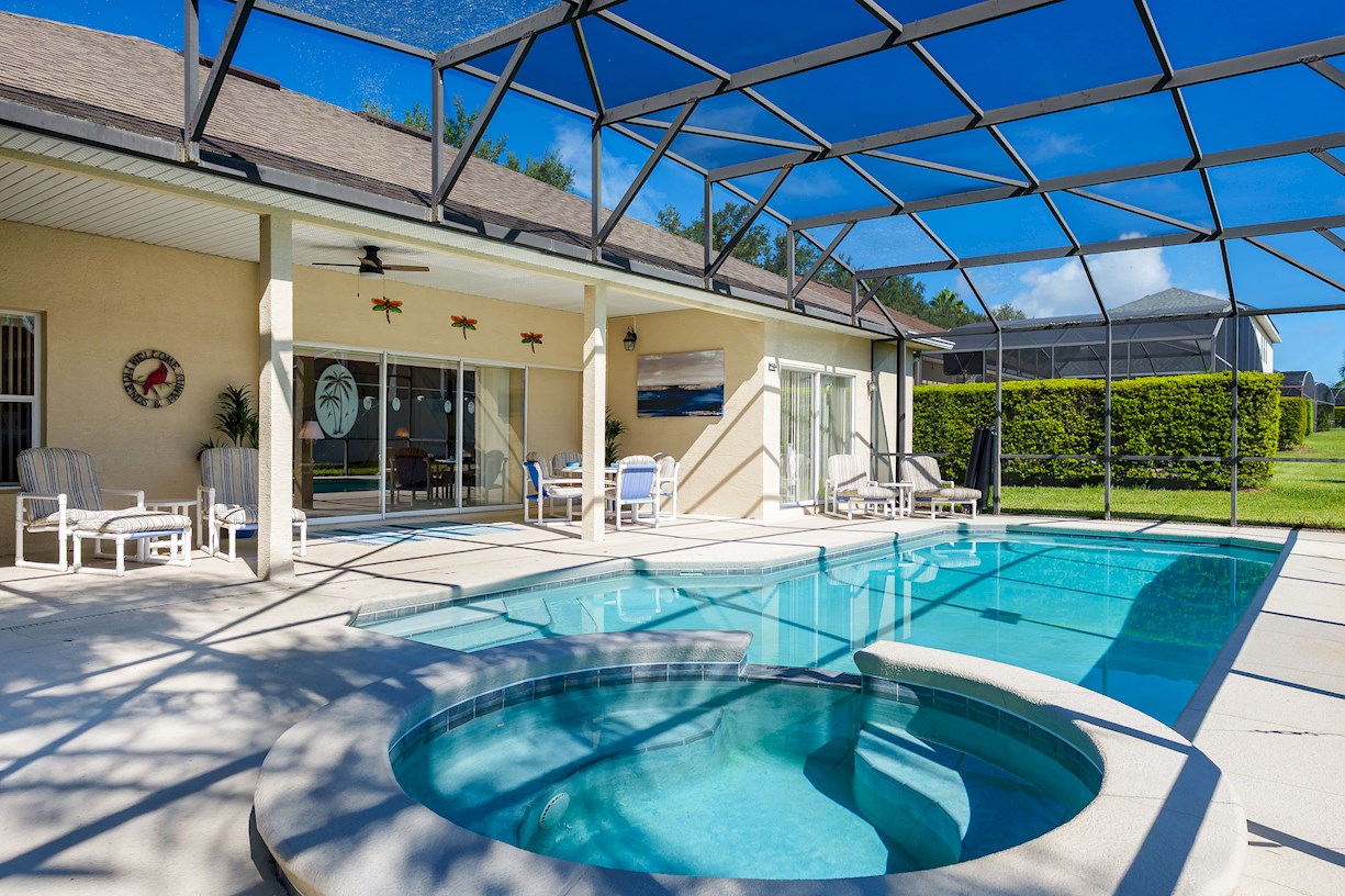 Pool & Spa