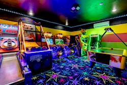Brand New Arcade Room in Villa