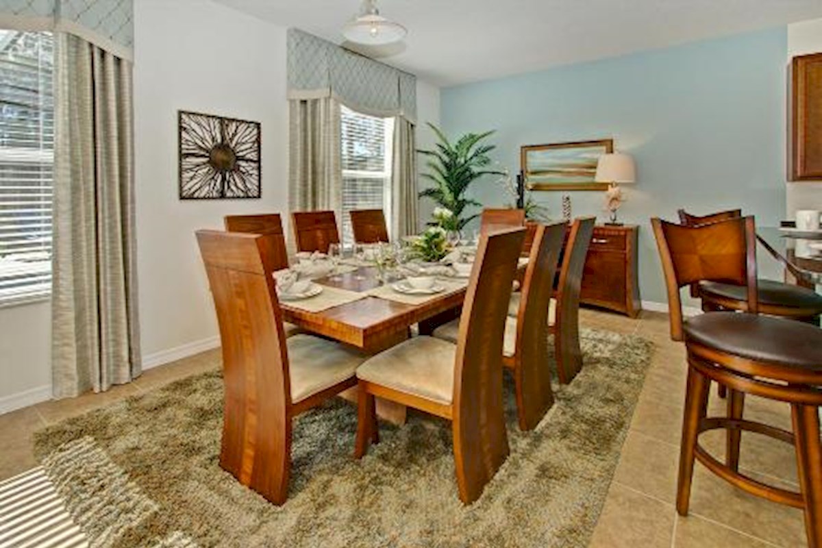 6 Bedroom 6 Bath Luxury Orlando Villa on Watersong Resort