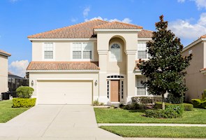 3 Miles to Disney, Newly Remodeled, Sunny Pool+Spa, Open Backyard