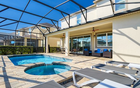 Solara Resort Vacation Home | Massive 6 Bed, 4½ Bath Villa