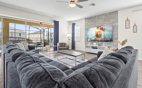 Solara Resort Vacation Home | Massive 6 Bed, 4½ Bath Villa