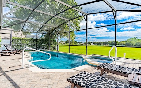 Orange Tree | 4 Bed 2 Bath Villa with Pool and Spa