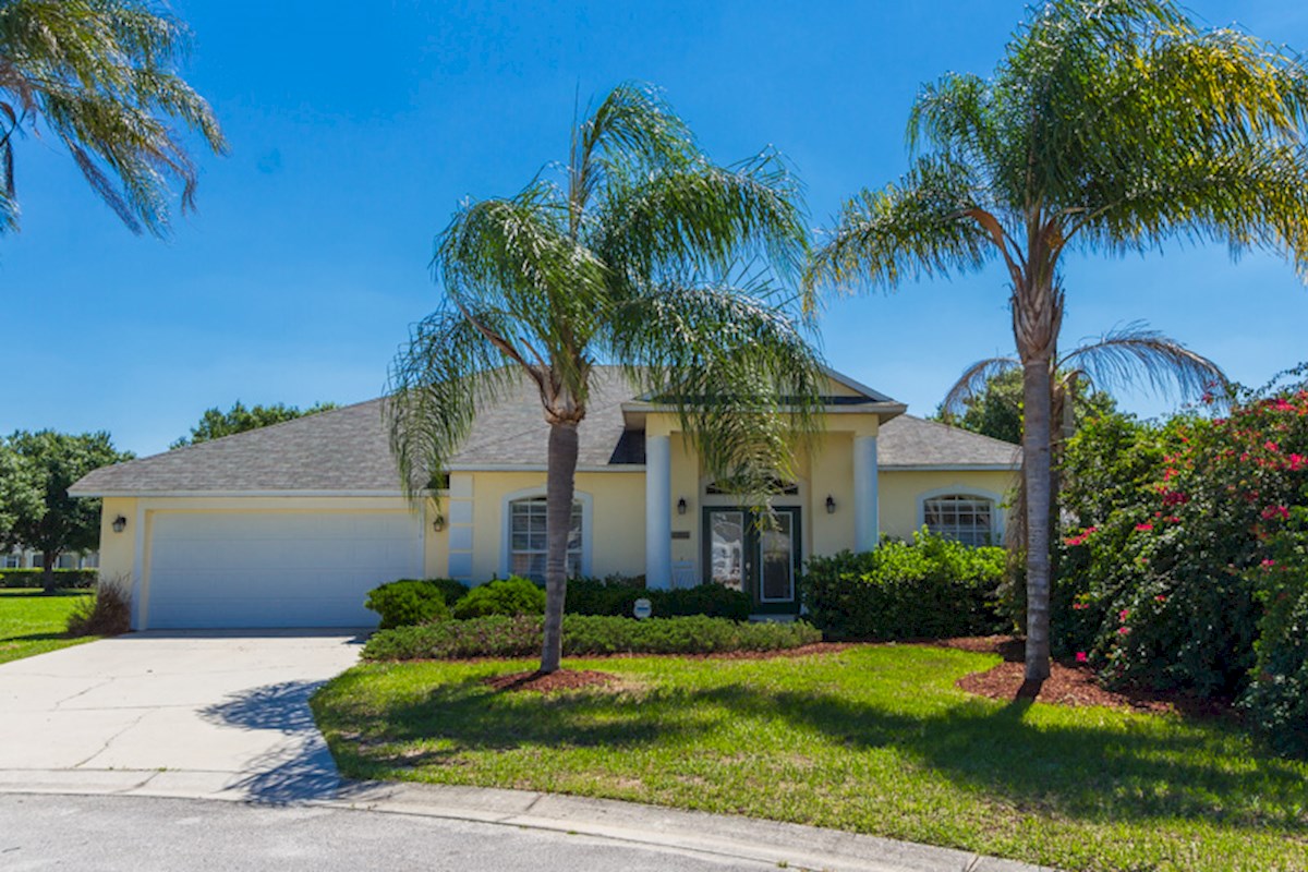 Bridgewater Crossing Villa Front