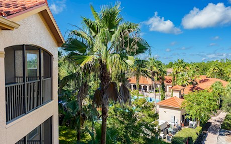 Tuscana Resort | Luxury 3 Bed Condo | Neighbouring Clubhouse
