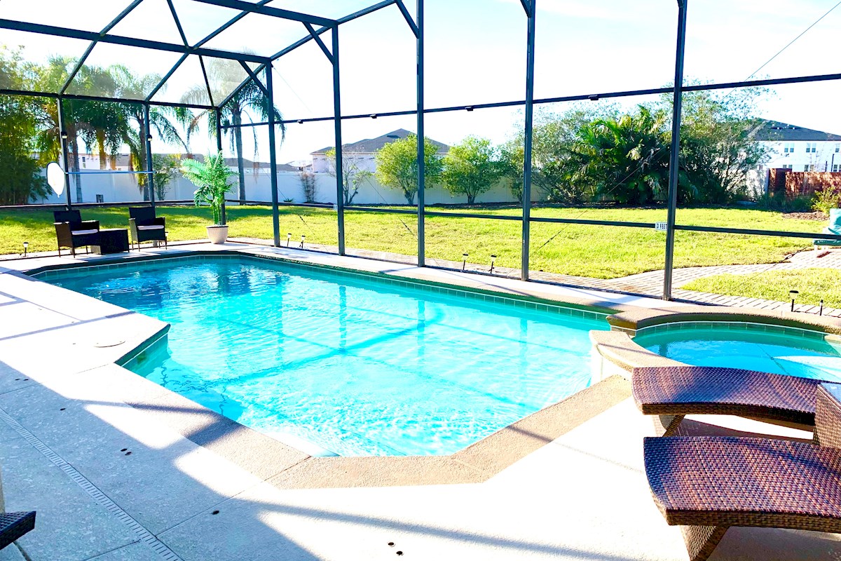 YOUR OWN 1/2 ACRE SPACE WOW