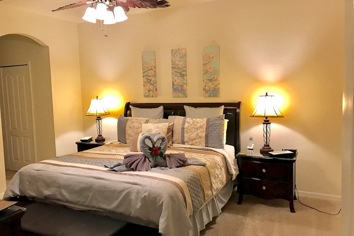 Maywood House Luxurious 5 Bed 4 Bath Orlando Villa on The Manor