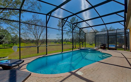 South Facing Pool with No Rear Neighbours | Windsor Hills Villa