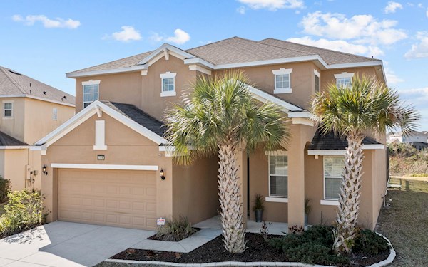 Luxury 6 Bed Villa on Award Winning Gated Golf Resort