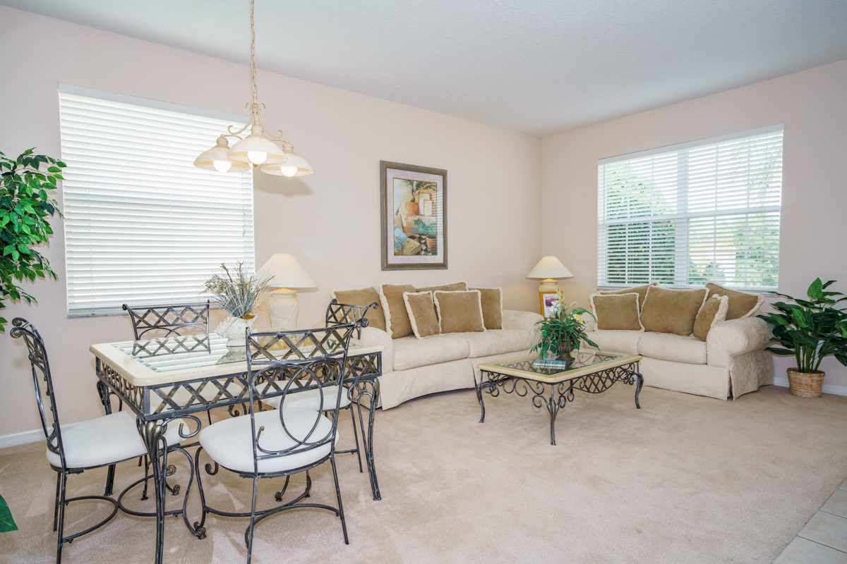 Highlands Reserve Luxury 4 Bedroom 2 Bath Florida Villa