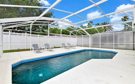 Luxury 3 Bedroom 3 Bath , Extended Pooll Deck