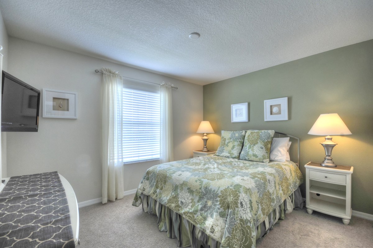 Stunning & Tranquil 5 Bedroom 4 Bath Watersong Villa in Orlando