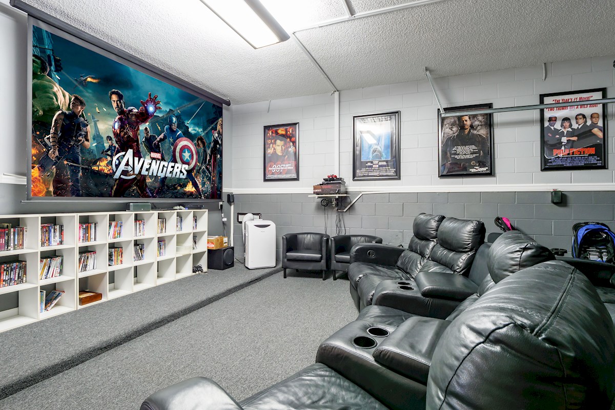 Movie Theatre Room over 300 films!