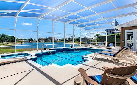 Formosa Gardens, lake front property, 4 bed, 3 bath, villa