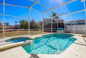 Spiderman & Frozen Villa Only 2 Miles from Disney ref 2809
