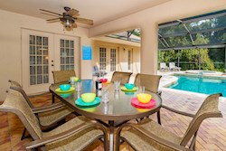 Alfresco Dining 