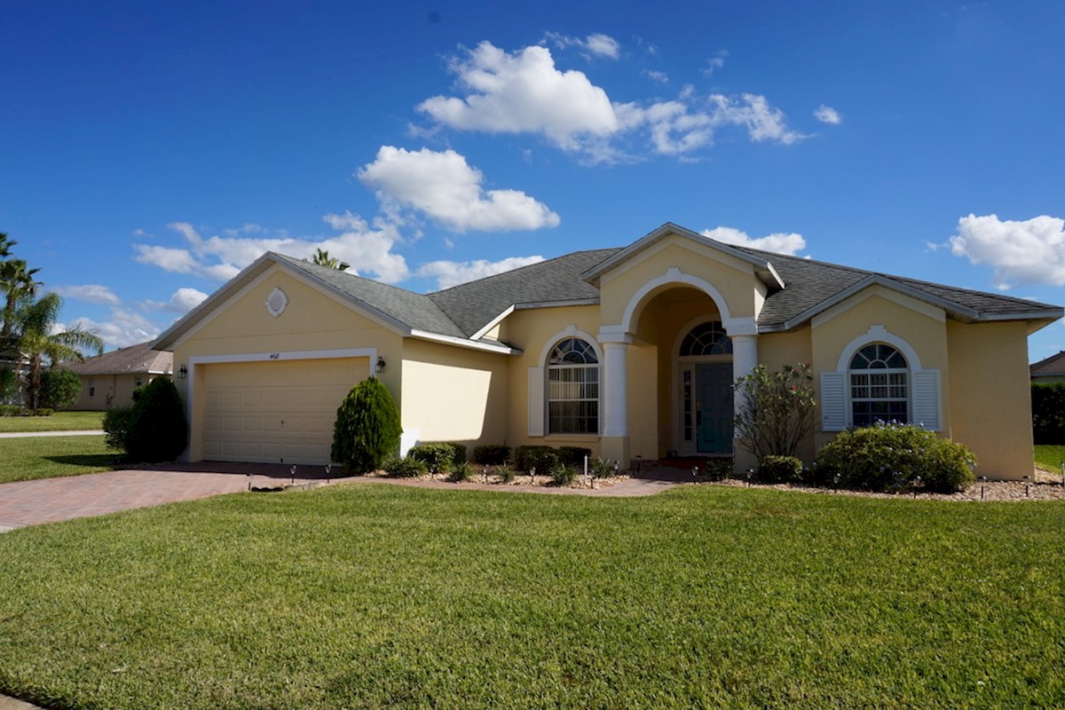 Sunset Palms Villa on Large Corner Plot