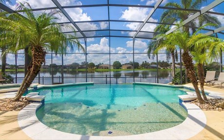 Luxury 6 Bed 5 Bath Orlando Villa on the Lake at Formosa Gardens