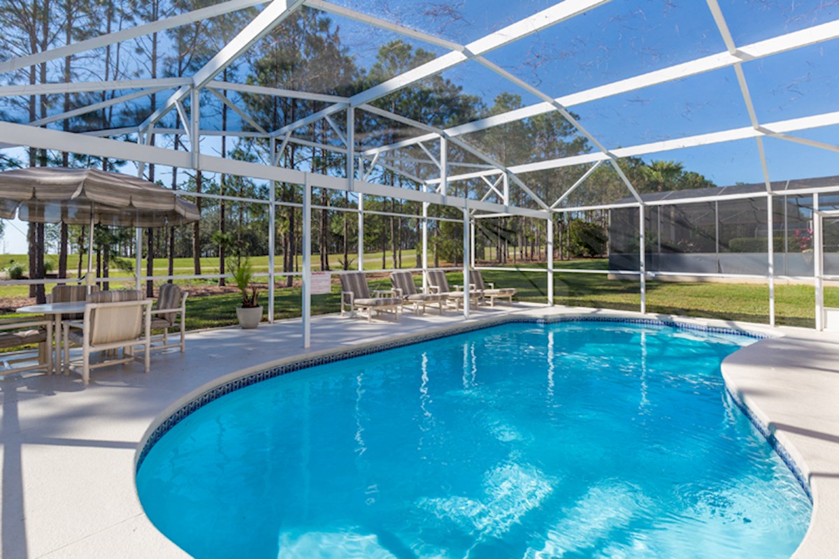 Executive Villa Highlands Reserve 5 Bedrooms 3 Bath