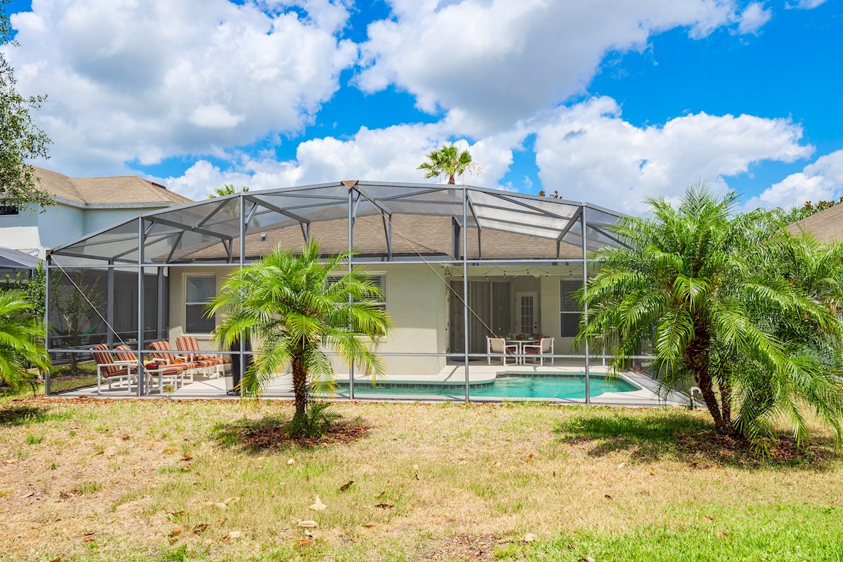 Calabay Parc at Tower Lake 4 Bedroom 3 Bathroom