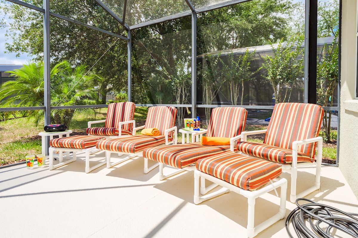 Calabay Parc at Tower Lake 4 Bedroom 3 Bathroom