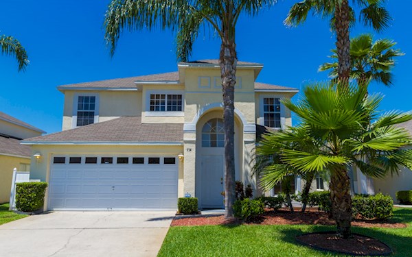 Lake Berkley Orlando Villa Front