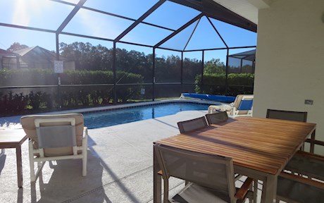 Sunset Lakes 3 Bedroom 2 Bathroom Villa 