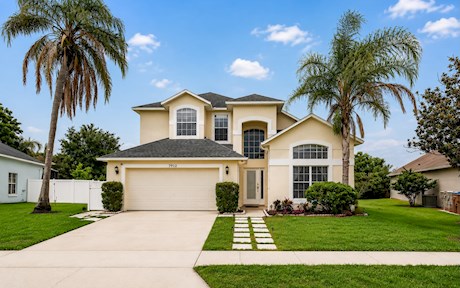 8 mins from Disney, Large Villa, Private Pool + Spa 