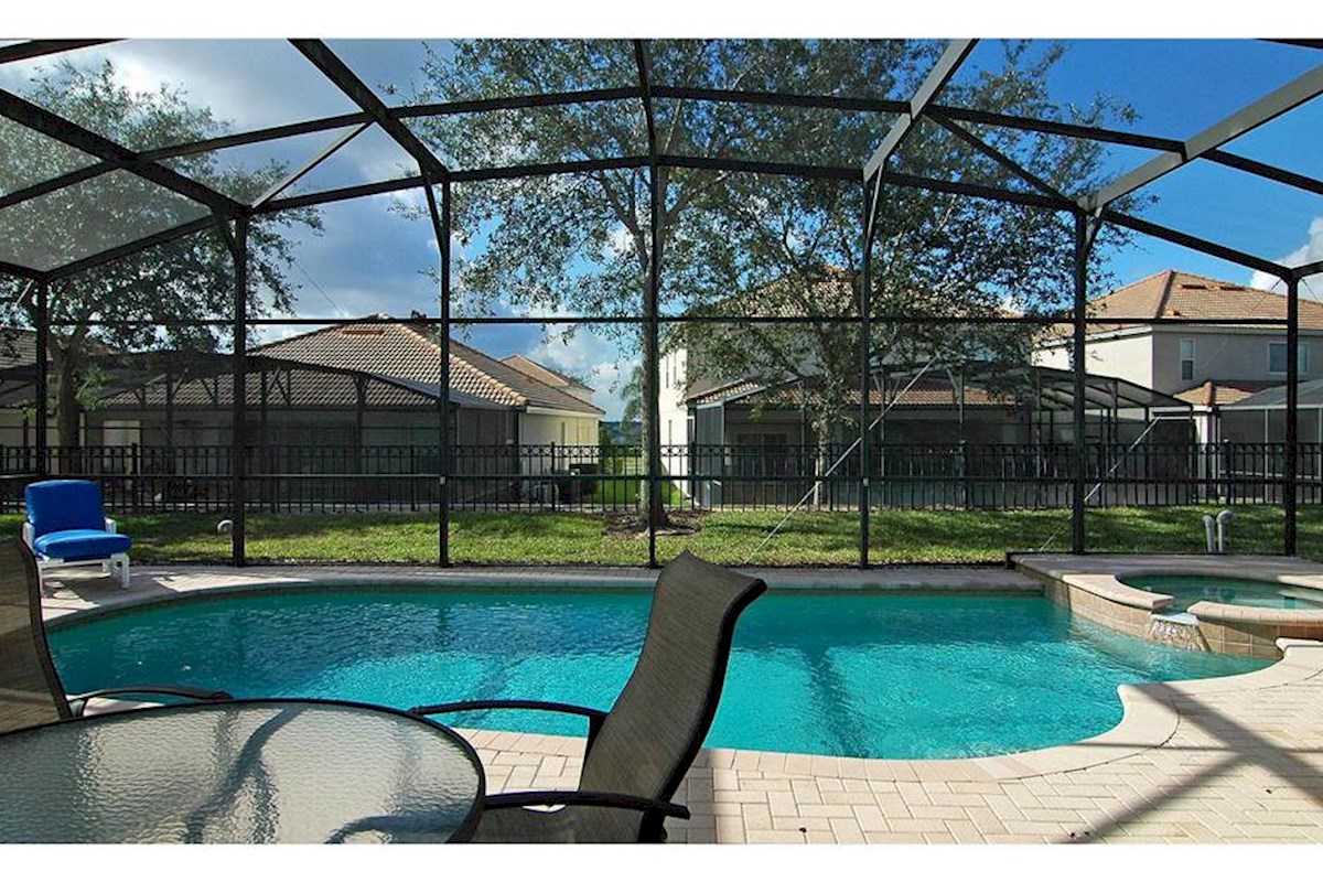 Waldo's in Windsor Hills, 5 bedroom, All EnSuite, Pool/Spa Villa