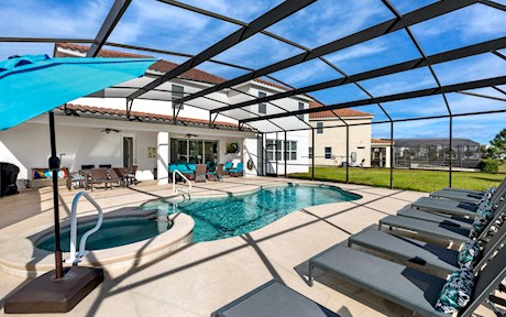 Luxury Executive 9 bed South View Villa, Solterra Resort 