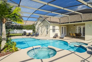 Formosa Gardens 5 Bed 4 Bath Luxury Vacation Rental