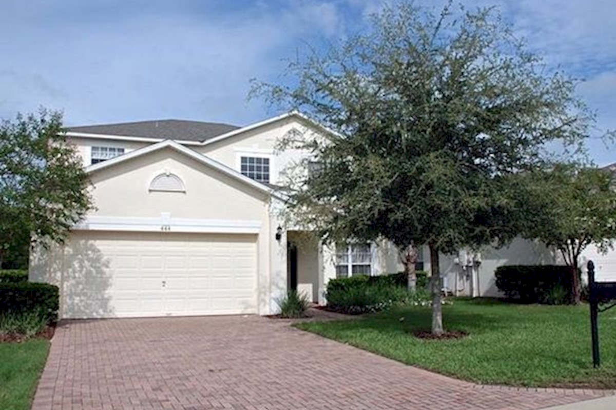 Highgate Park 5 Bedroom 4 Bathroom Villa With Secluded Pool