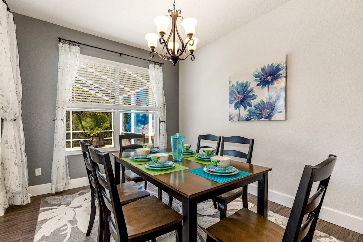 * Highlands Reserve 4 Bed 3 Bath Villa West Facing Pool