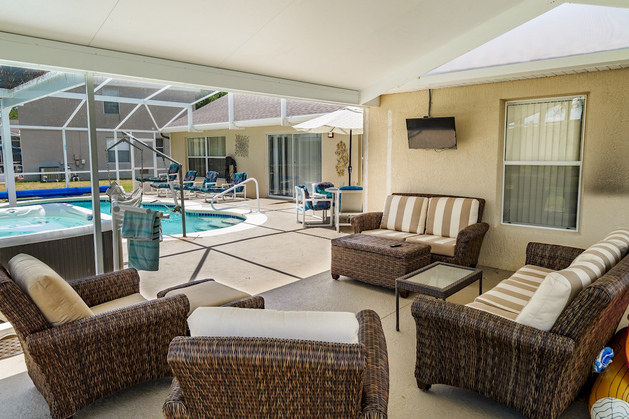 Under Cover Lanai