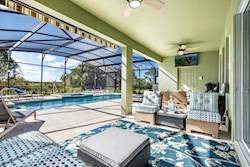 enjoy Florida outdoor living, Dine watch TV or relax