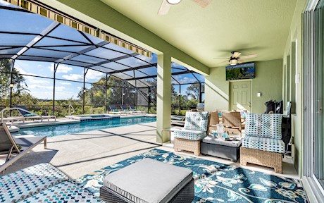 Luxury Villa, 7 bed south facing pool, game room, Solterra Resort
