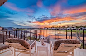 Sunset Lakes 5 Bed 3 ½ Bath Lakeside, 4 Miles to Disney