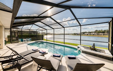 Sunset Lakes, Lake Views 5 Bed, 4 Bath