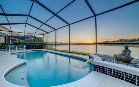 Sunset Lakes, Lake Views 5 Bed, 4 Bath