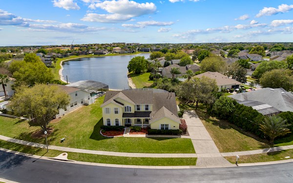 7 BR/6BA Villa in Formosa Gardens
