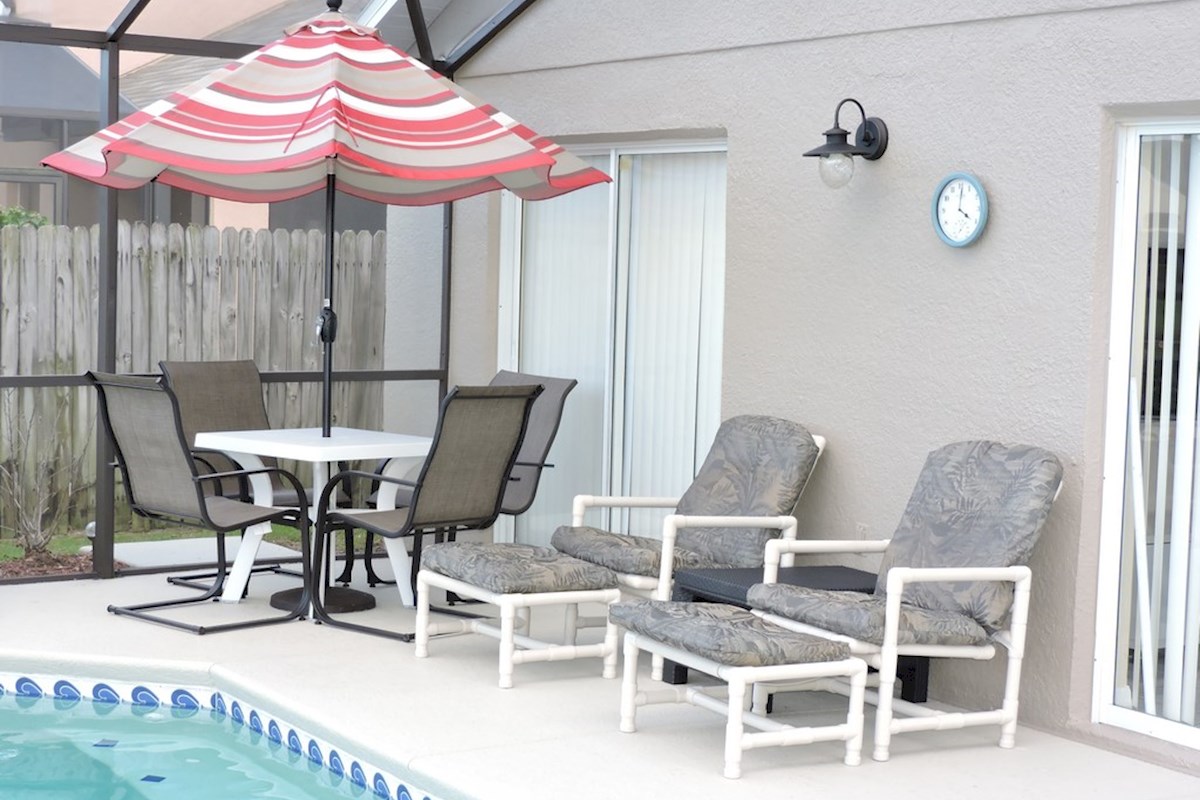 Imagine relaxing here. A spot of al fresco dining