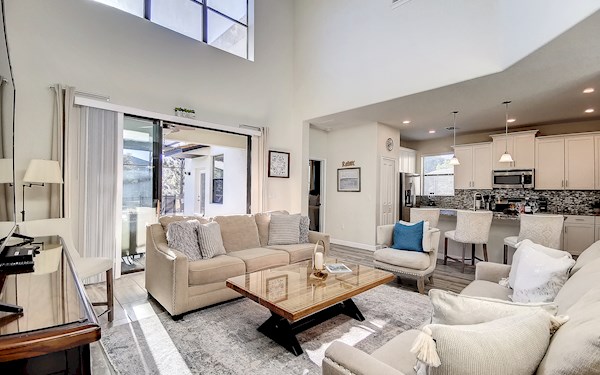 Open Plan Lounge Area
