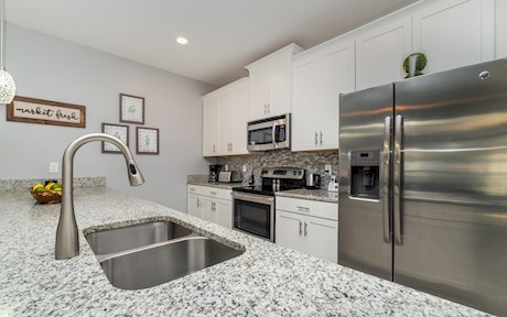 Champions Gate | 4 Bed 3 Bath Townhome | South Facing