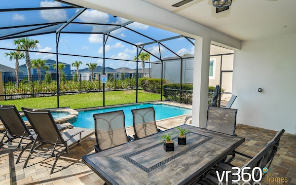 Under Cover Lanai