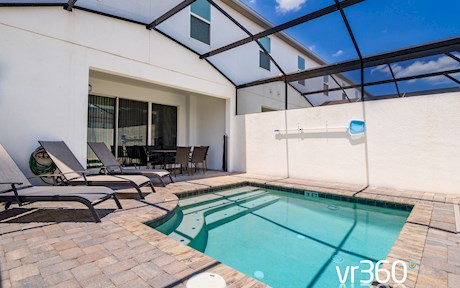 Solara Resort | 5 Bed 4 Bath Townhome | Splash Pool